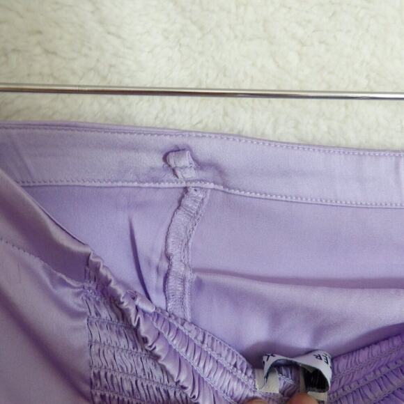Hollister NEW Purple Croptop Hankerchief Top XS Festival Lavendar‎ Elastic Satin - Picture 9 of 10